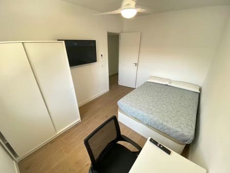 Calle de Orio, Madrid, Community of Madrid 28041 - Photo 5