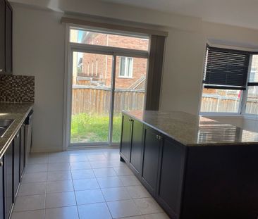 For Lease - 5343 Terry Fox Way, Mississauga, Ontario - Photo 1