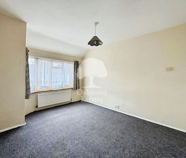 2 bedroom maisonette to rent - Photo 2