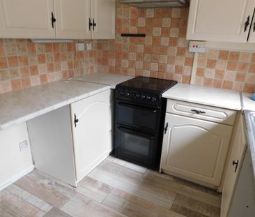 6 Mitchelbourne Terrace, Fintona, Omagh, BT78 2BE - Photo 4