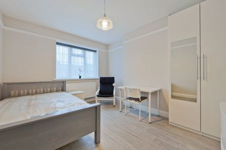 Room in a Shared Flat, Queens Mansions, NW4 - Photo 2