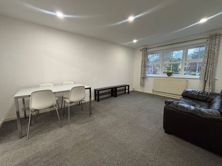 2 bedroom maisonette to rent - Photo 4