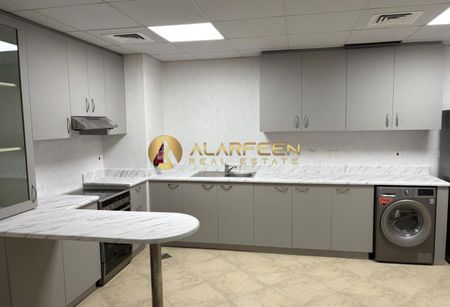 Unfurnished Unit | Great Location | Call Now - Photo 2