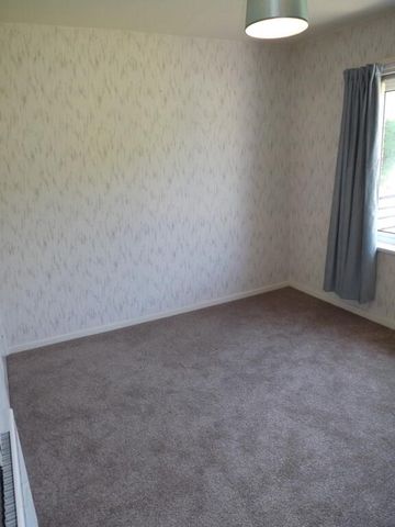 26 St. Dillons Avenue, Downpatrick, BT30 6HZ - Photo 4