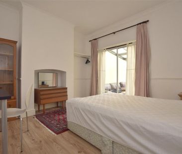 5 bedroom terraced house to rent - Photo 5