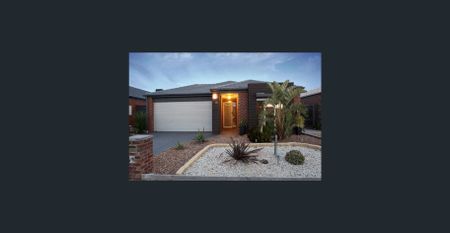 3 Beds 1 Study Family Comfort and Convenience in a Sought-After Truganina Pocket - Photo 3