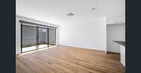 Discover Your Ideal Home in Alfredton! - Photo 2