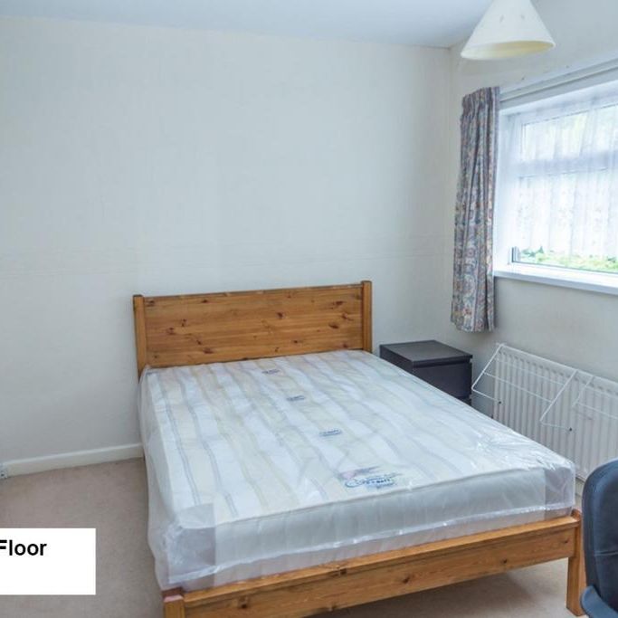 6 bedroom terraced house to rent - Photo 1