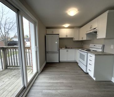 Penetanguishene: Newly Renovated 1 Bedroom + Den Units Available, T... - Photo 6