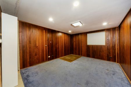 Stunning Three Bedroom Family Home with Pool, Solar and Large Gardens in a Prime Location! - Photo 3