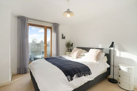 1 Bed Flat, White Lion Street, N1 - Photo 2
