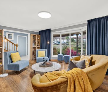 Renovated Five-Bedroom Family Home In Sought After Local - Photo 4