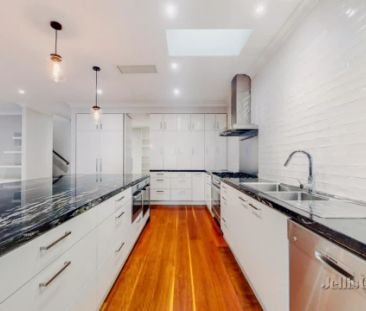 4 Bed, 3 Bath - Photo 5