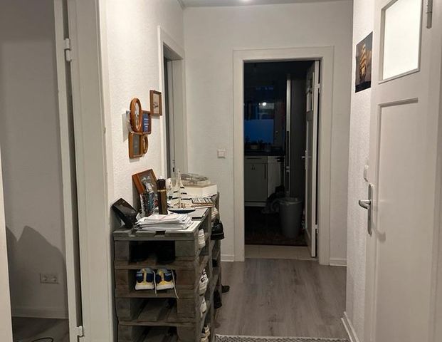 Zimmer frei ist eine wg nicht gesamte Wohnung - Photo 1