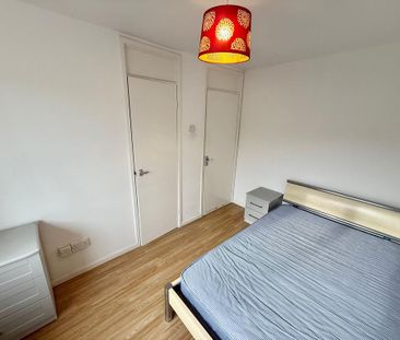 4 bedroom house share to rent - Photo 3