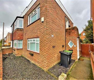 Wycliffe Row, Northfleet, DA11 - Photo 3