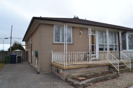 Semi-Detached Home For Lease | C8118756 - Photo 5