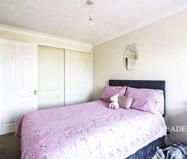 Brookenbee Close, Rustington, BN16 - Photo 3