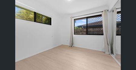 Neat & Spacious 4-Bedroom Home in a Prime Wellington Point Location - Photo 5