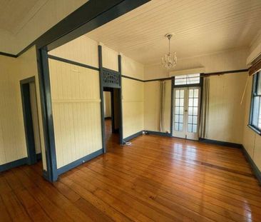 Elevated Queenslander Charm in Prime Inner-City Location - Photo 6