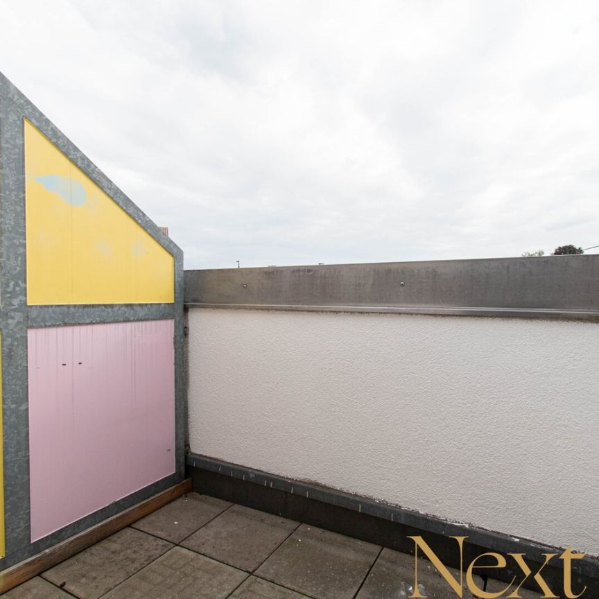 Gepflegte 3-Zimmer-Wohnung inkl. Einbauküche, Terrasse und Garage in Traun zu vermieten! - Photo 1