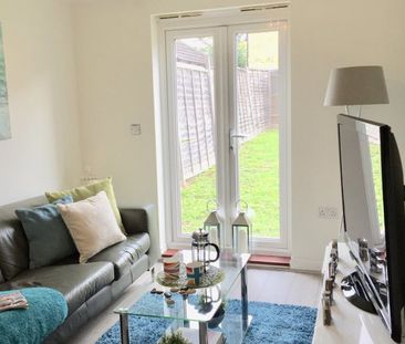 Pascal Crescent Room 2 - Photo 2