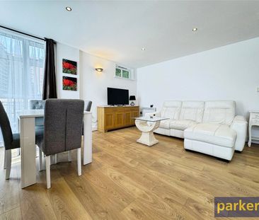 Tanfields, Vachel Road, Reading, RG1 - Photo 2