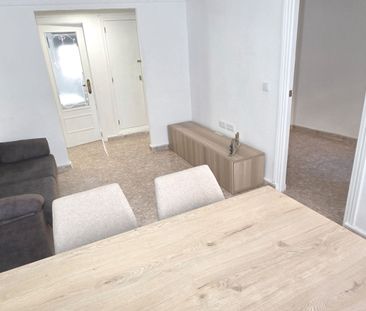 Piso de alquiler en Plaza de Toros - Avenida Chapí - Trinquete - Photo 1