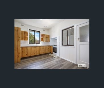Room for the Trailer, Boat or Caravan! - Photo 3