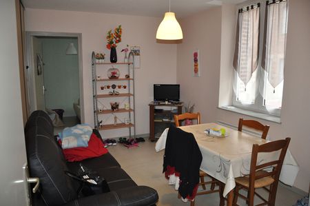 Location Appartement 2 pièces 35m² - Photo 2