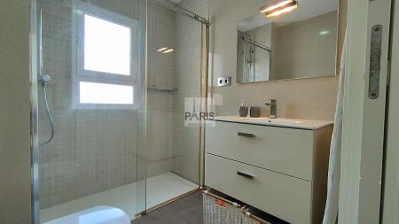 Piso de alquiler en Ramon J. Sender , Ciudad Jardín - Photo 2