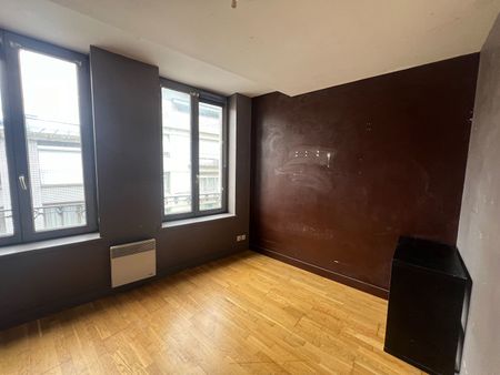 Location Appartement 2 pièces 46m² LILLE 59000 - Photo 2