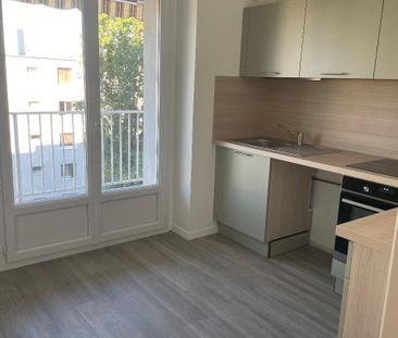 Location Appartement 2 pièces 49m² VALENCE 26000 - Photo 4