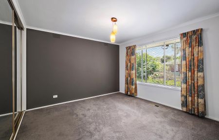 58 Greenslopes Drive, Mooroolbark - Photo 3