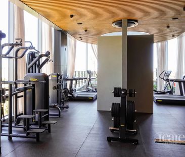 Beautiful Apartment Plus Study Area in South Melbourne - Photo 5