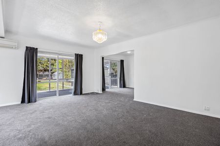 Sunny & Spacious in the Heart of Rangiora - Photo 5