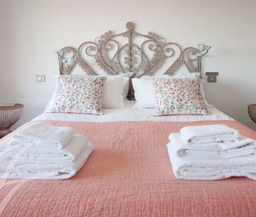 Maison à louer Vence, Cote d'Azur, France7 000 EUR / Mois - Photo 2