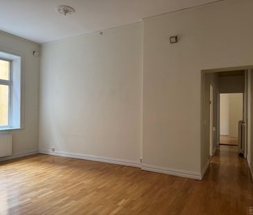 Drottninggatan 15B - Foto 2