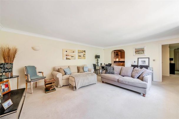 2 bedroom flat to rent - Photo 1