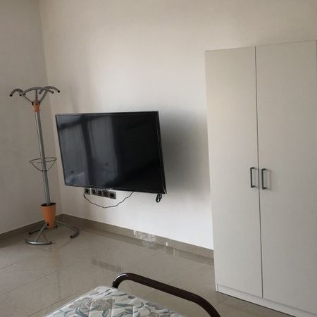 milan, Lombardy 20161 - Photo 3