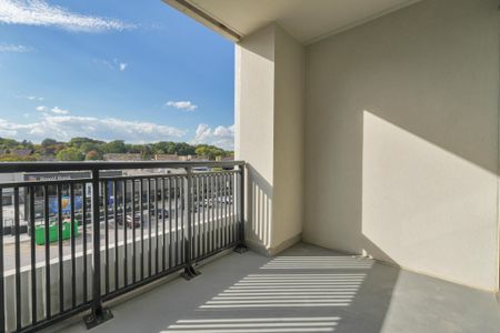 For Lease - 259 The Kingsway N/A Unit# 312, Toronto, Ontario - Photo 2