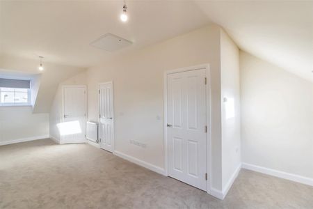 3 Bedroom House - Townhouse - Photo 5