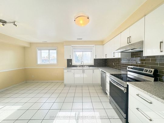 For Lease - 641A The Queensway N/A, Toronto, Ontario - Photo 1