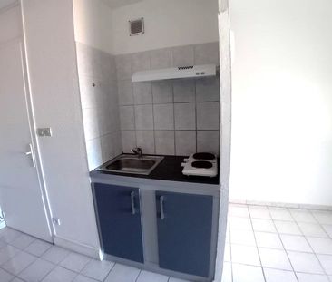 Location Appartement 1 pièce 22m² - Photo 5