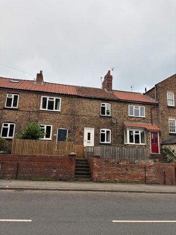 2 bedroom terraced house to rent - Photo 4