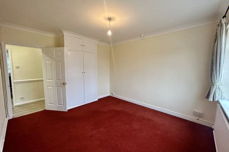 South Street - Photo 3