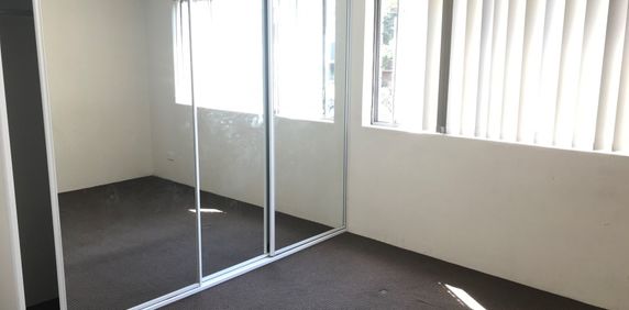 Location! Location! - Photo 2