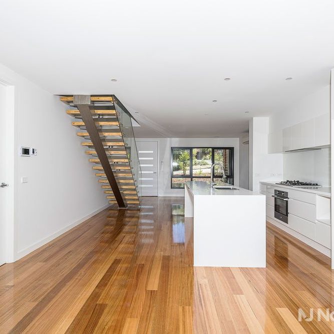 23A Devon Drive, DONCASTER EAST - Photo 1