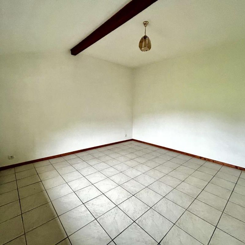 Location Appartement 4 pièces 63m² ST JEOIRE PRIEURE 73190 - Photo 1