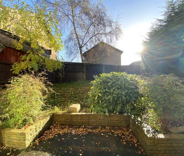 Honeysuckle Road, LE5, Leicester - Photo 5